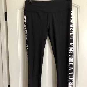 Victoria sport workout leggings